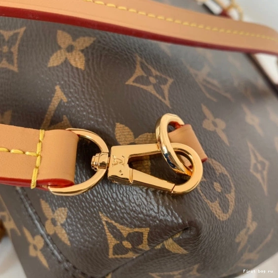 Frstbag ru MONTSOURIS LOUIS VUITTON BB 0807